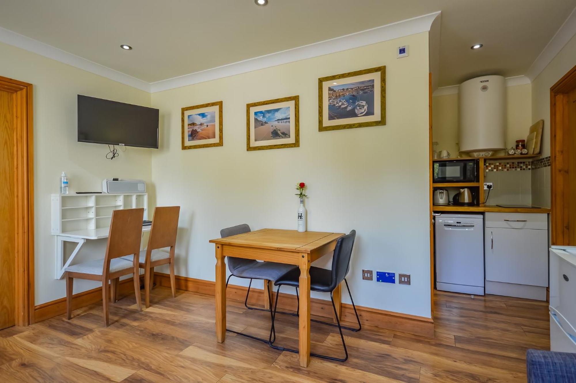 Cosy Cabin Perfect To Explore Apartment Garnant Ngoại thất bức ảnh